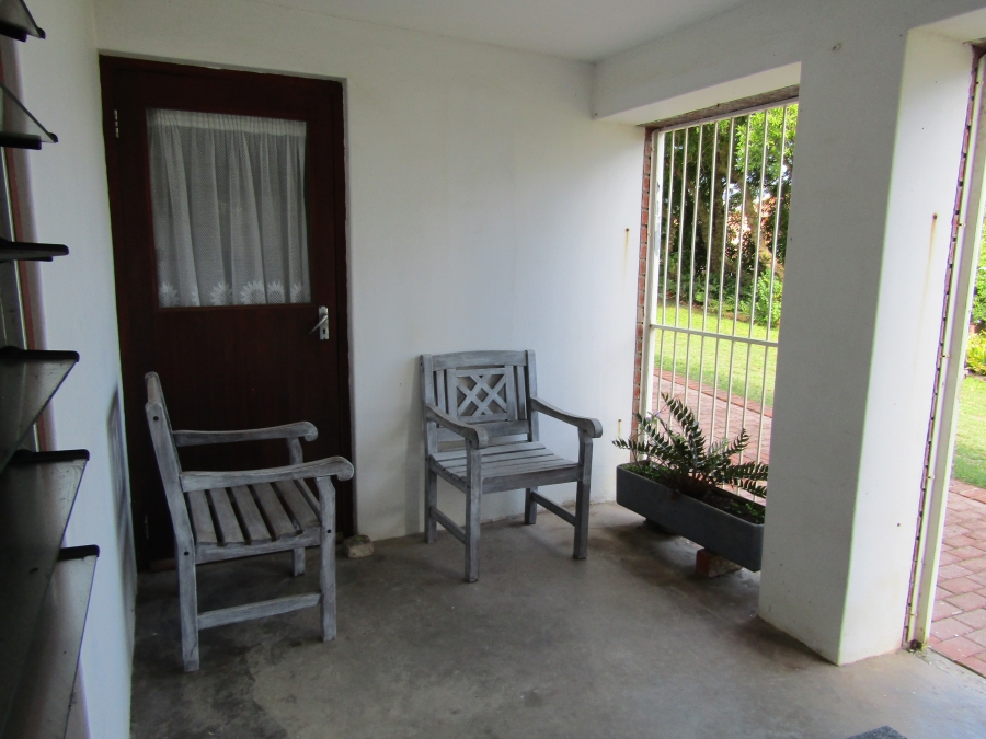 5 Bedroom Property for Sale in Oyster Bay Eastern Cape